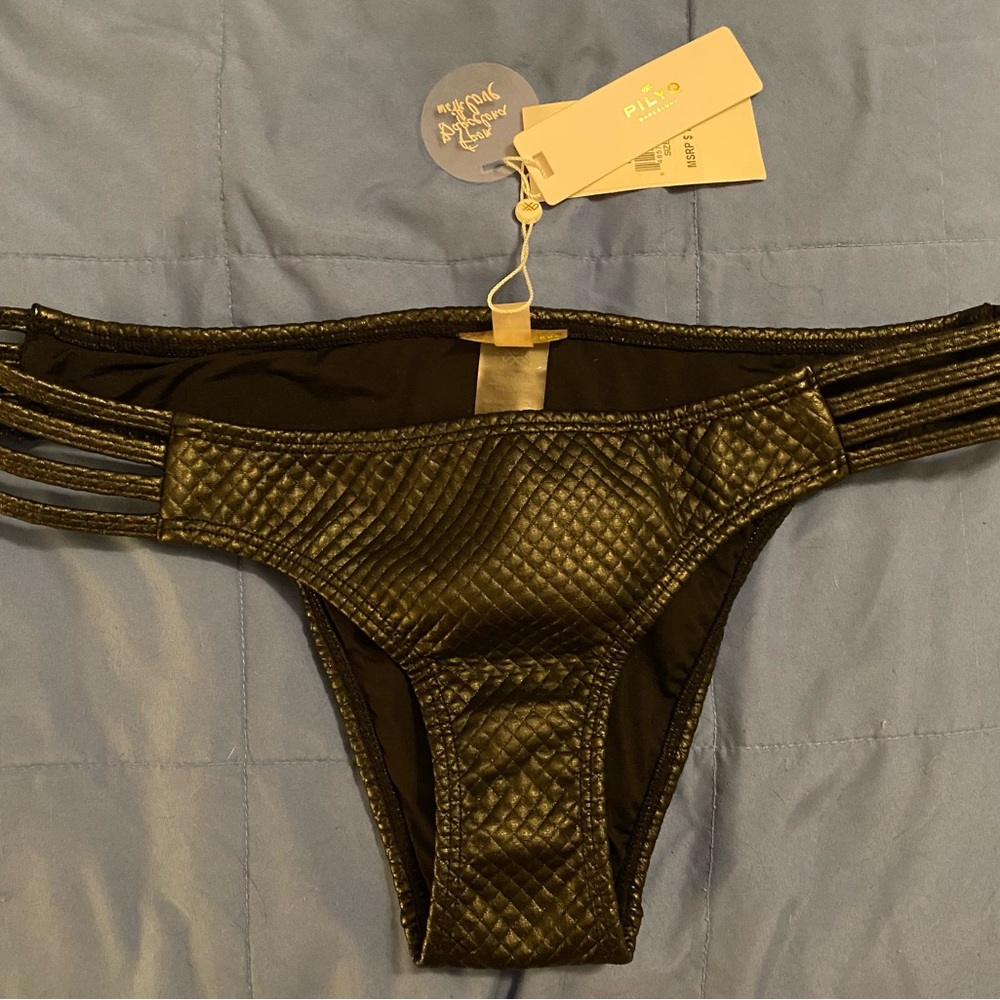 NWT PilyQ Strappy Teeny Bottom POS261T Black Large / OFFERS WELCOME!